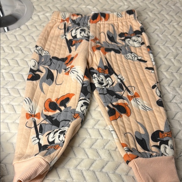 Disney Minnie Character Print Pajamas - Picture 2 of 6